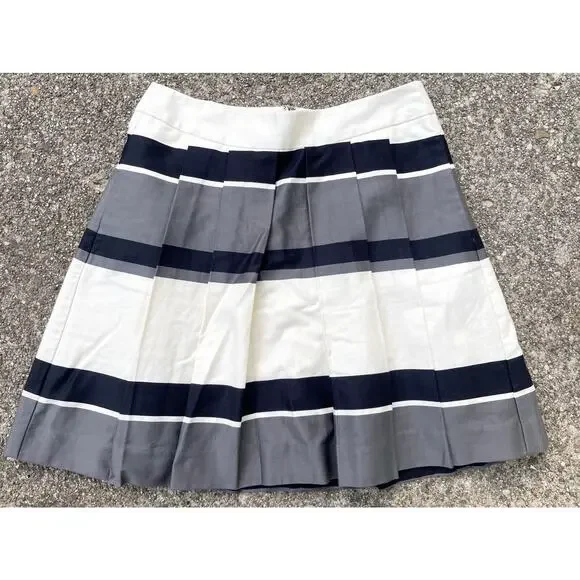 LOFT Skirts Loft Pleated Skirt Womens Gray Ivory Aline School